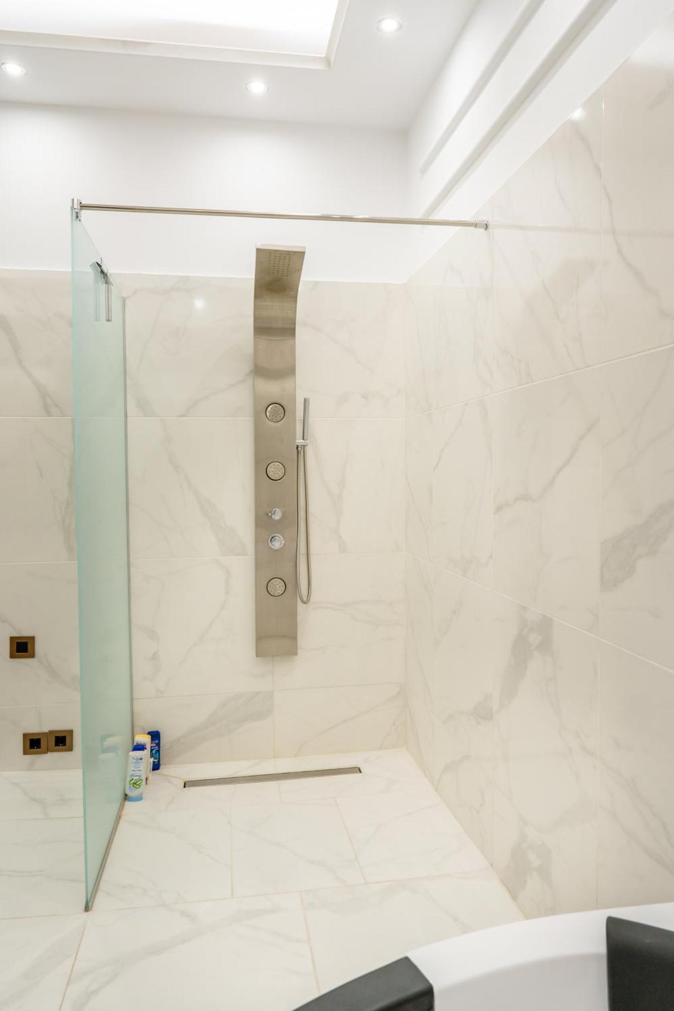Knez Imperium Apartment *